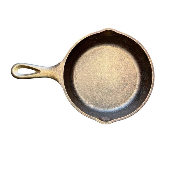 Lodge 6.5” 35 K Cast Iron Skillet Pan - Picture 1 of 3